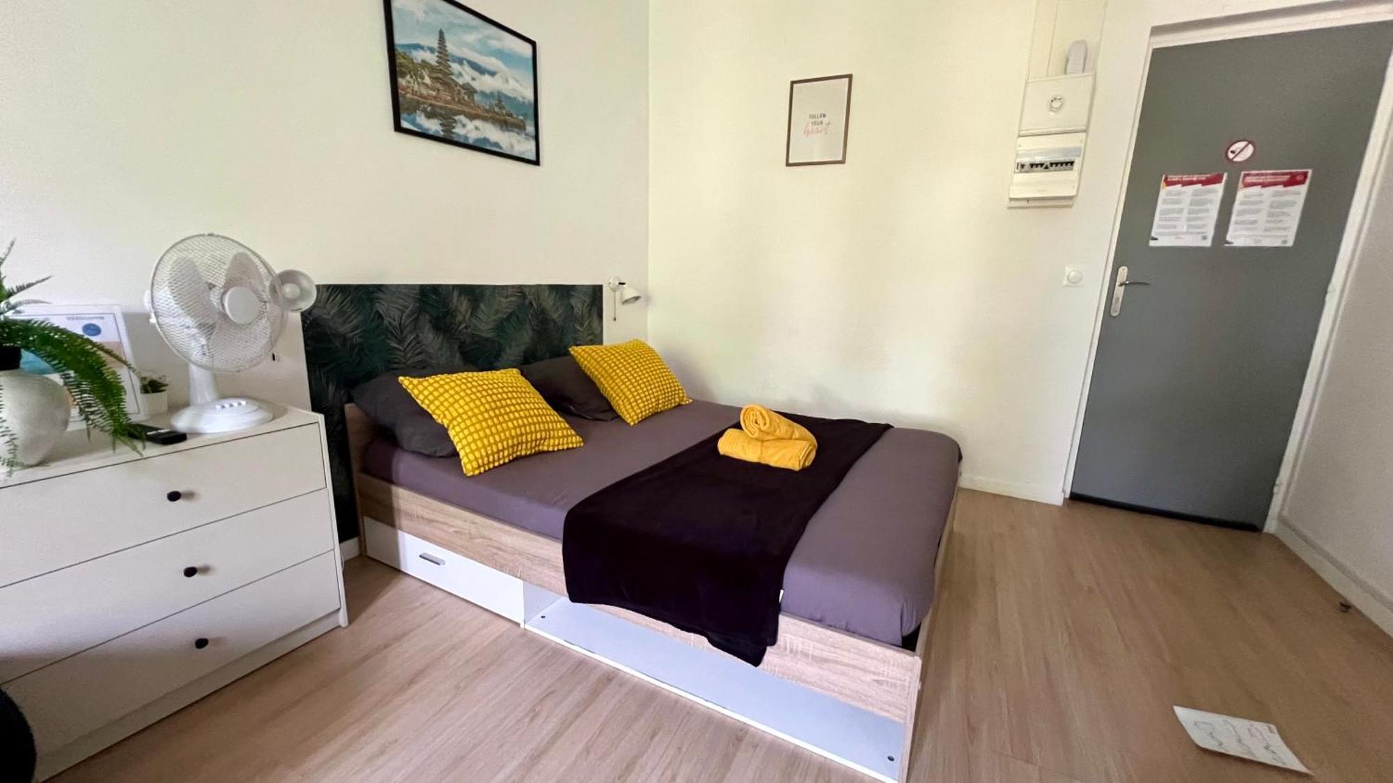 Studios Cozy 2A4 Pers Avec Jardin I Proche Futuroscope 沙泰勒罗 外观 照片